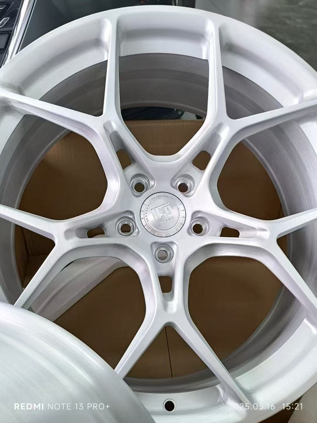 When 24 Audi A7 "put on" N-zero UF-29 wheels: an advanced journey about speed and aesthetics