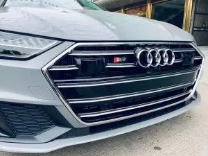 RS7 hood grill for Audi A7 S7 C8 with ACC front bumper center grill